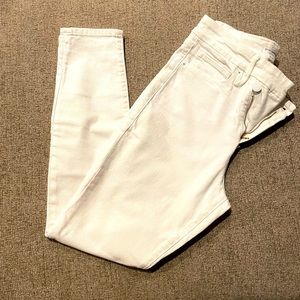 Good American Good Legs Skinny Jeans